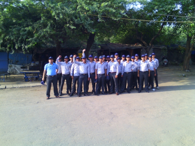 Om Logistics's Swachh Bharat Abhiyan Team