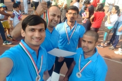 Om Logistics's Team spare time for selfie